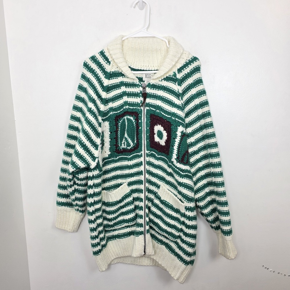 BDG White Green Striped Crochet Chunky Oversized Boho Sweater Jacket Size Small